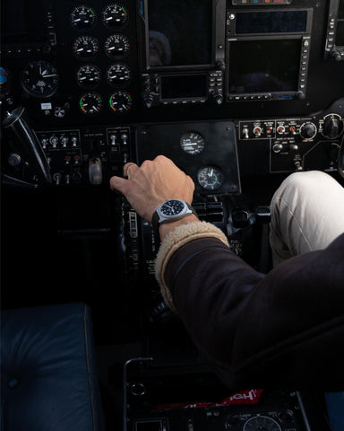 Formex AirField 40 mm Automatic - Jet Black - 0661.1.6526