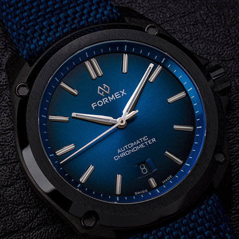 Formex Essence Leggera 43 Electric Blue