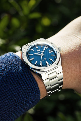 Nivada Grenchen F77 MK 2 Blue Date 69013A77