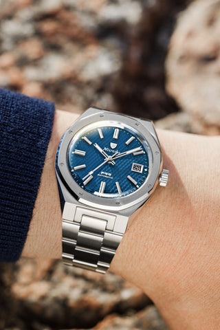 Nivada Grenchen F77 MK 2 Blue Date 69013A77