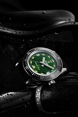 Nivada Grenchen Antarctic Diver Green -No Date OUTLET
