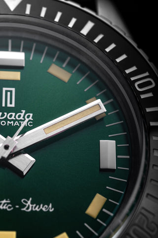 Nivada Grenchen Antarctic Diver Green -No Date OUTLET