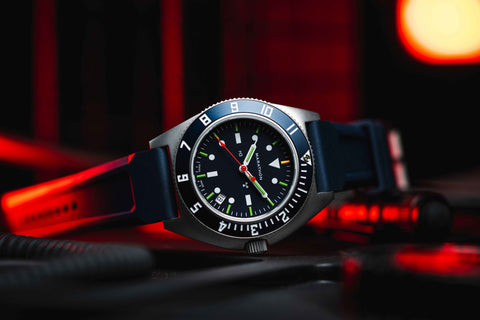 MARATHON Blue Yonder SSNAV-D Steel Navigator Quarz WW194013SS