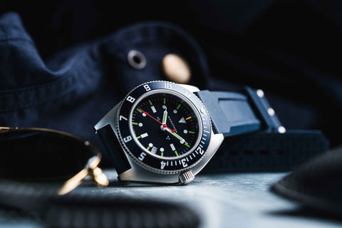 MARATHON Blue Yonder SSNAV-D Steel Navigator Quarz WW194013SS