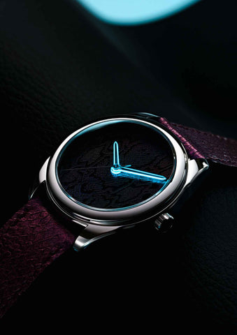 Awake Sơn Mài Year of the Sssnake