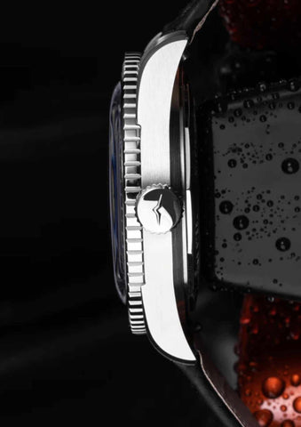 Vulcain Skindiver Nautique Black - White Lume 660170B07