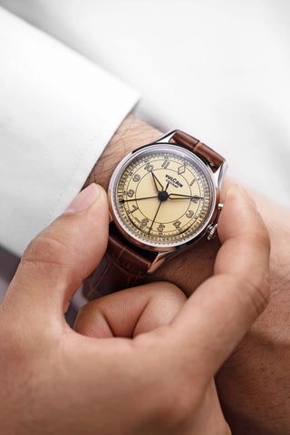 Vulcain Cricket Classique 39 - Khaki Brown