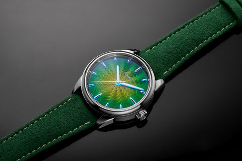 Awake Son Mai Guilloché Main Borealis