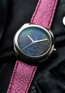 Awake-sơn-mai-year-of-the-sssnake-1 26