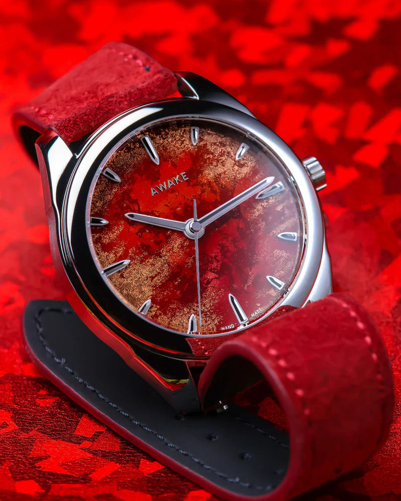 Awake-sơn-mai-frosted-leaf-royal-red 9