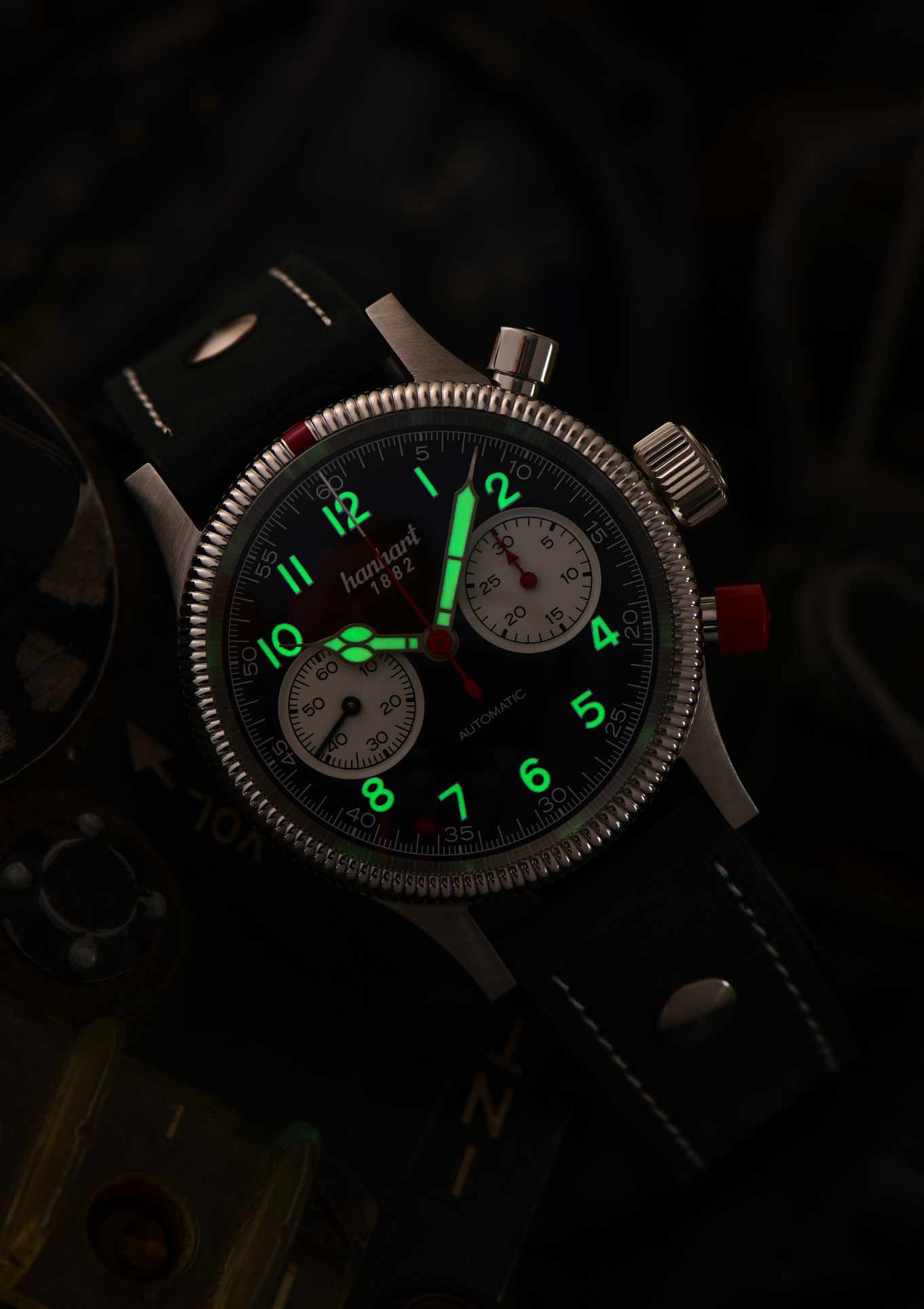 Hanhart Pioneer MK II Reverse Panda – chronofactum.com
