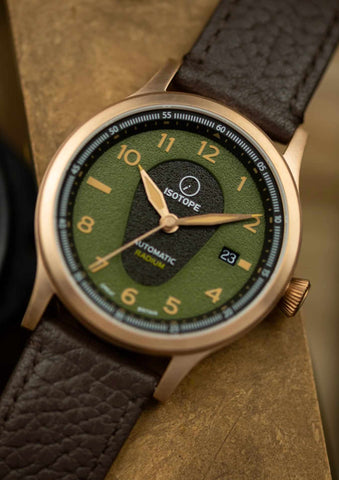 Isotope Old Radium Bronze Pilot Olive Green