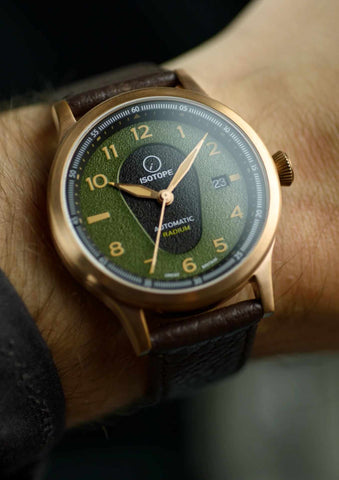 Isotope Old Radium Bronze Pilot Olive Green