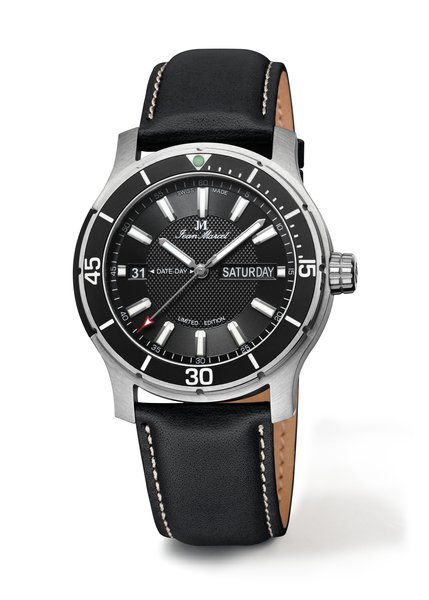 Horween leather strap black with contrast stitch