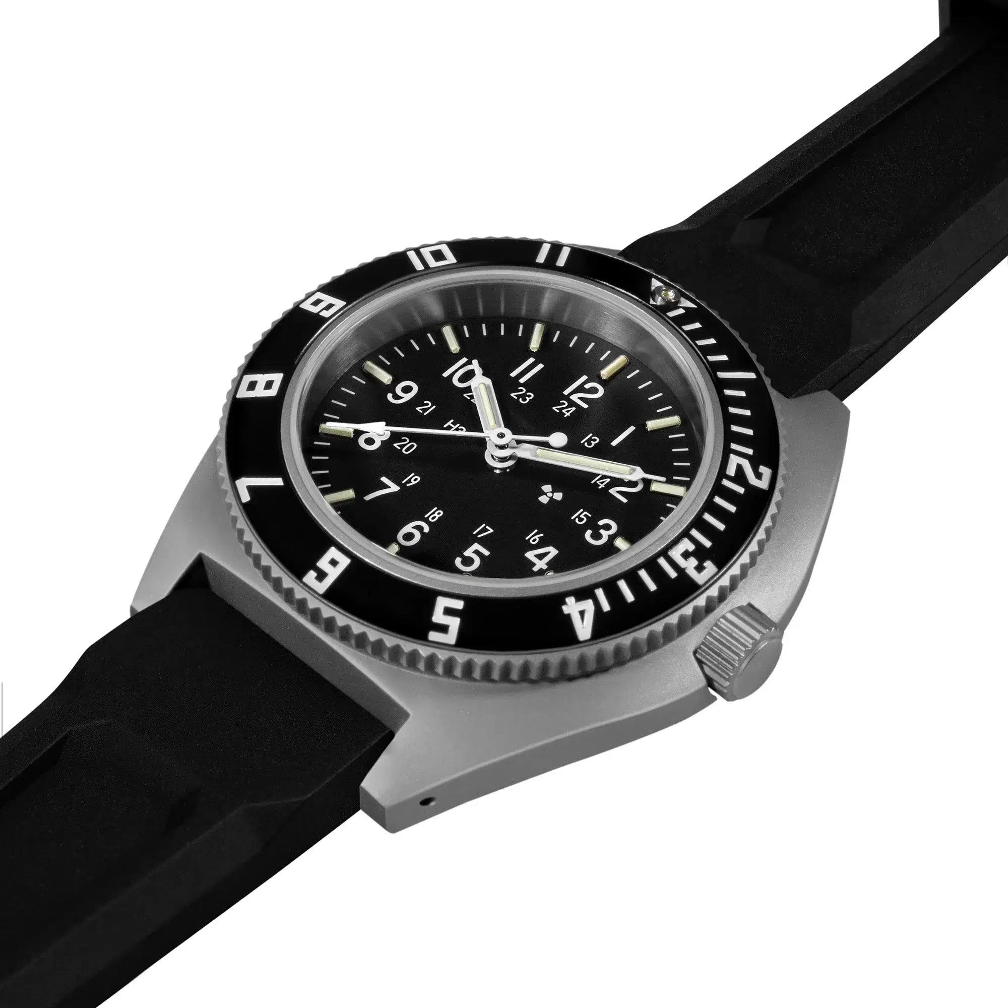MARATHON SSNAV Steel Navigator Quartz - Black Dial - WW194001SS