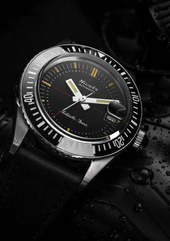 Nivada Grenchen Antarctic Diver Penguin