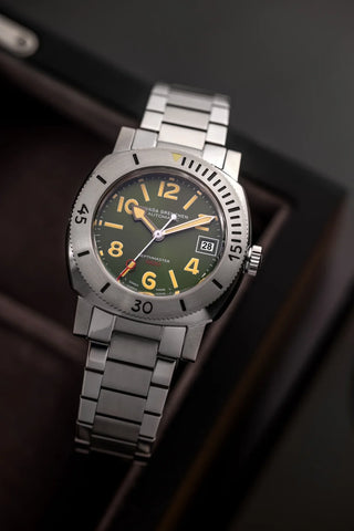 Nivada Grenchen Depthmaster - Numerals Date Green 14103A