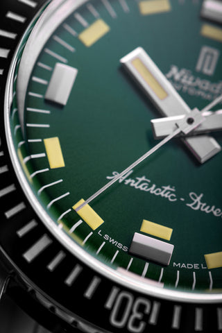 Nivada Grenchen Antarctic Diver Green -No Date OUTLET