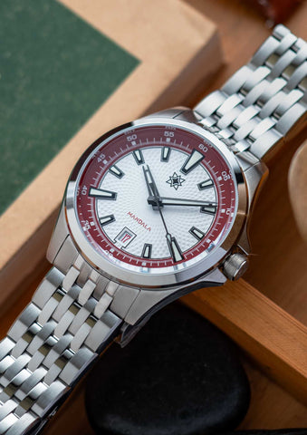 Second Hour Mandala MK III Bulls Eye Red