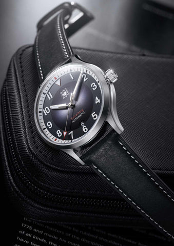 Second Hour Sattelberg MK II - Black