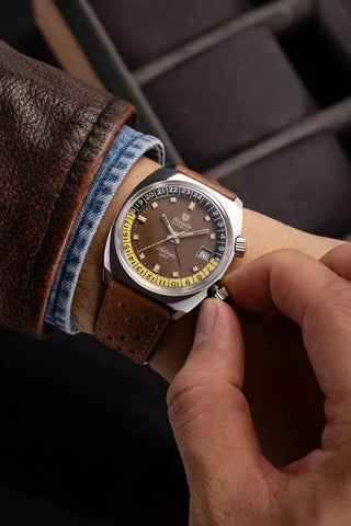 Nivada Grenchen Antarctic GMT Tropical 32061A