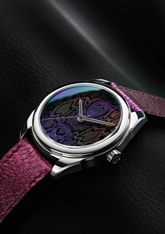 Awake Sơn Mài Year of the Sssnake