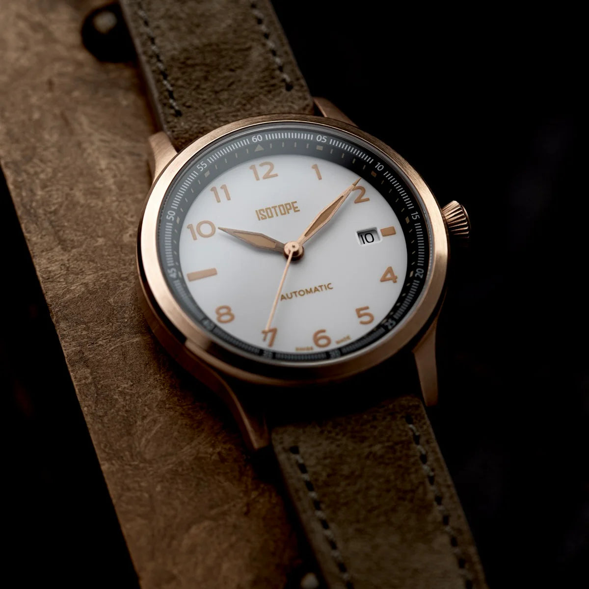 Isotope Old Radium Polar Enamal Elegante Herrenuhr